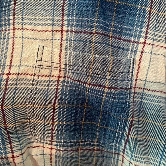 Button down flannel - Picture 3 of 4